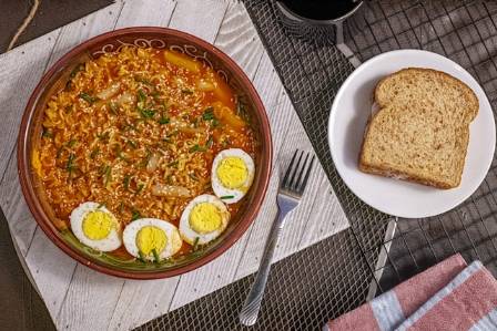 Korean Rice Cakes and Ramen